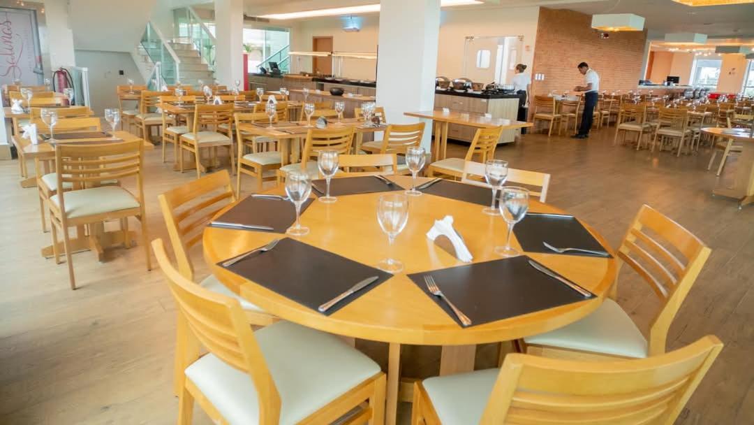 Apt Com Varanda Resort Salinas Park Salinópolis 外观 照片